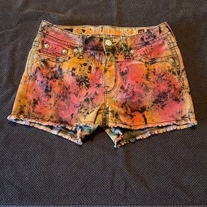 Rock Revival Collector Edition Alivia Mid-Rise Short Size 28
